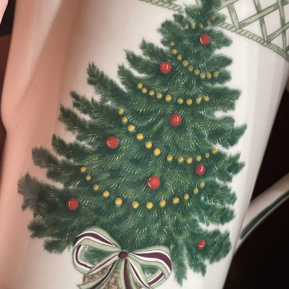 🌲Mikasa Heritage Christmas Story Sugar Bowl and Creamer # CABO8 - Picture 12 of 15